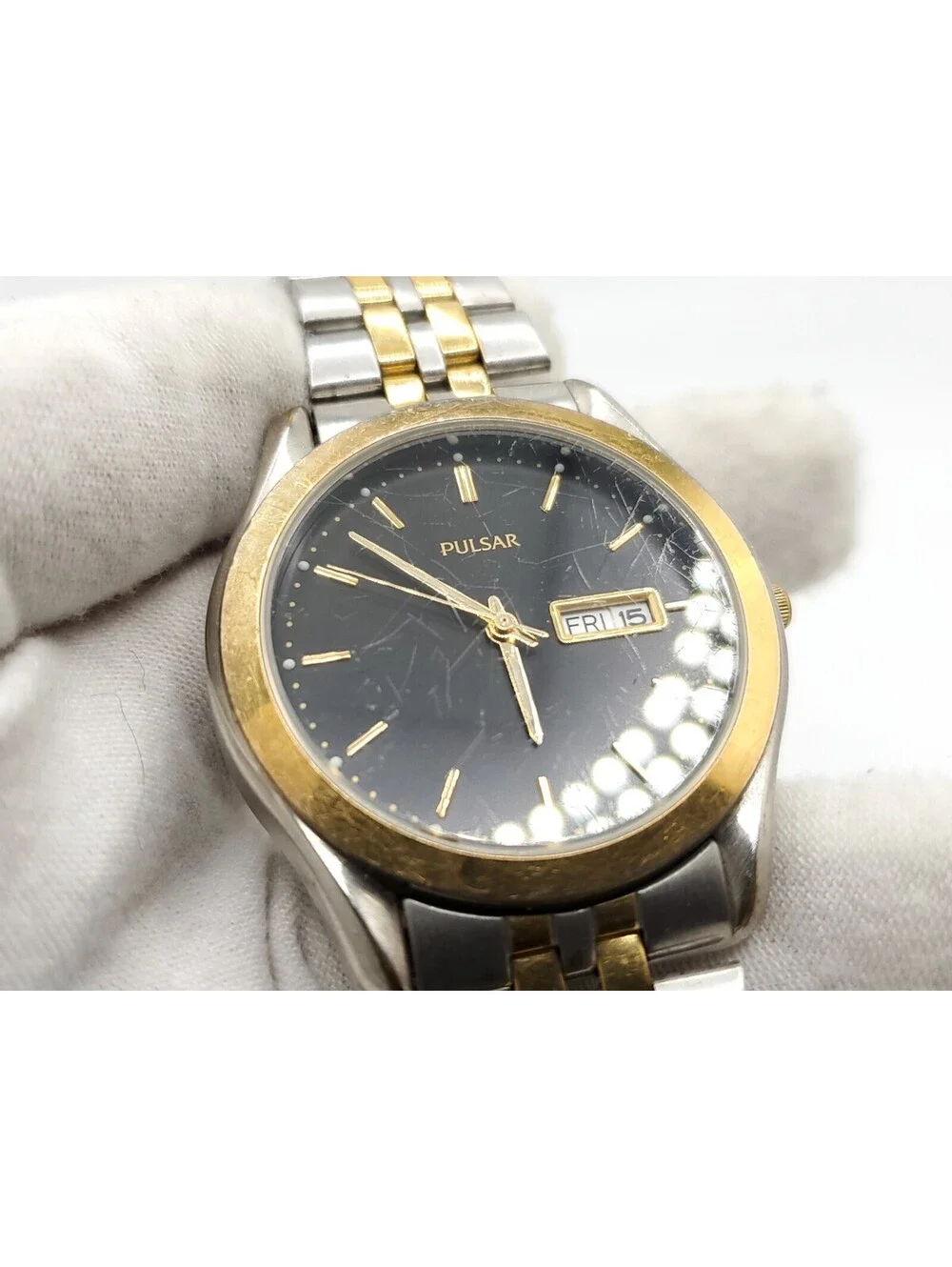 Vintage Pulsar Quartz Mens Watch New Battery Two-Tone Black Day/Date Dial 37mm